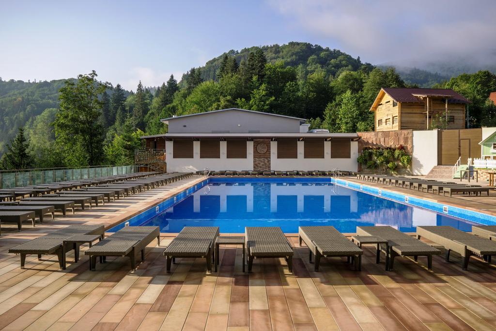 Stanislavsky Hotel Group Jaremtsche Exterior foto