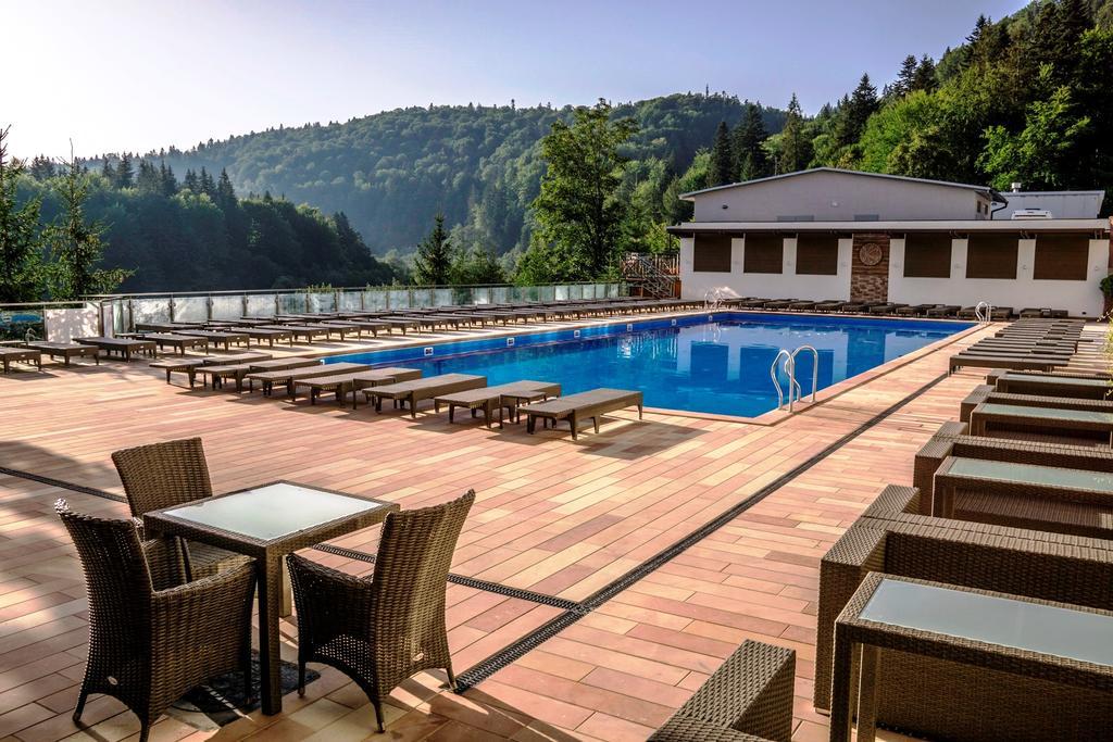 Stanislavsky Hotel Group Jaremtsche Exterior foto